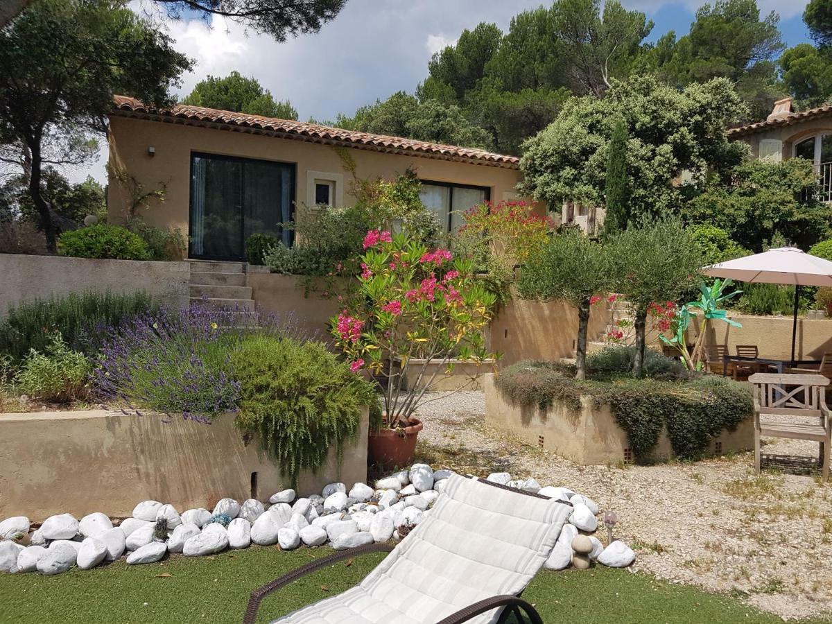 La Maison De Charlie Vaugines Exterior photo